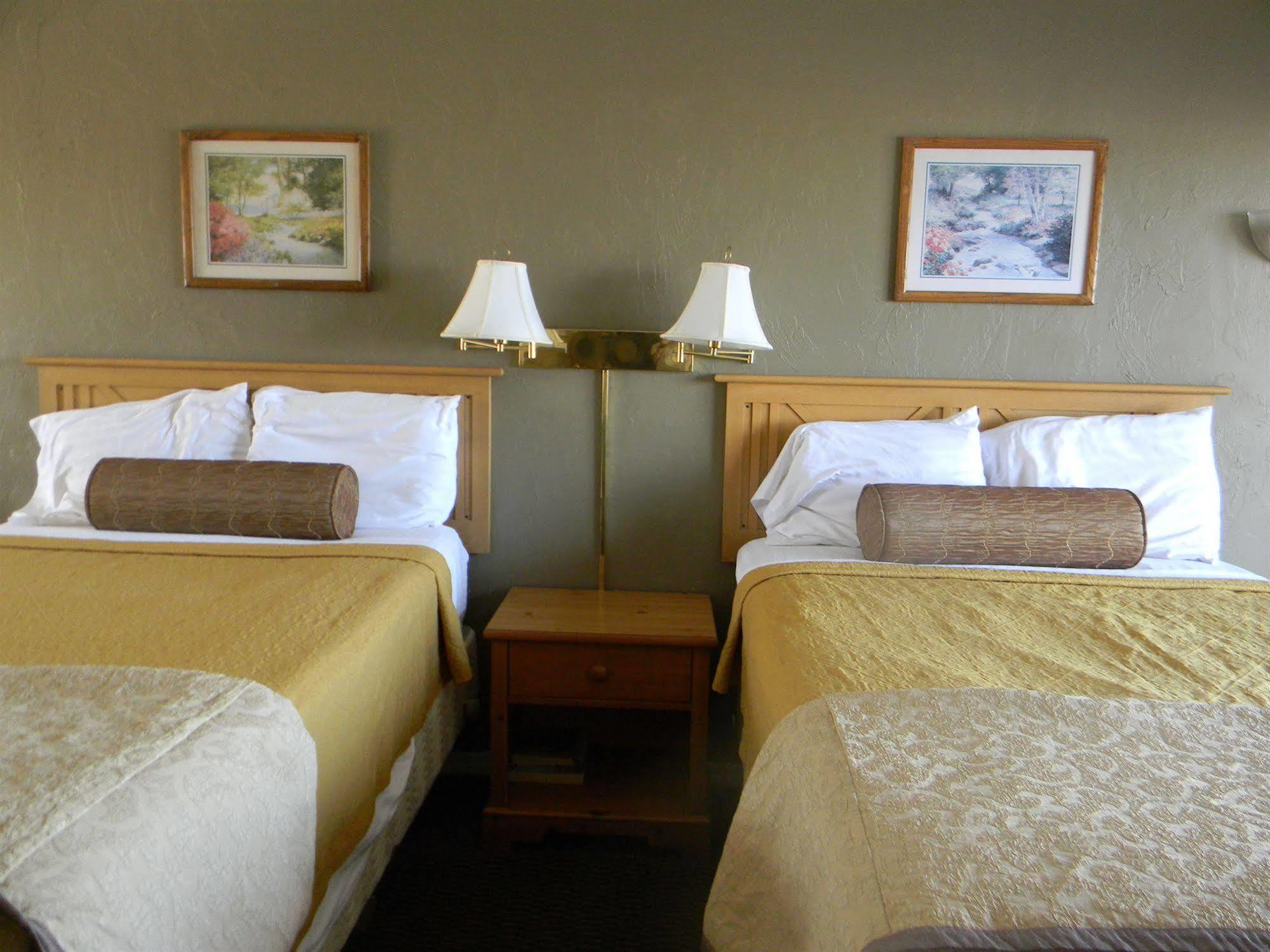 Topaz Motel - แฟลกเกลอร์บีช ภายนอก รูปภาพ