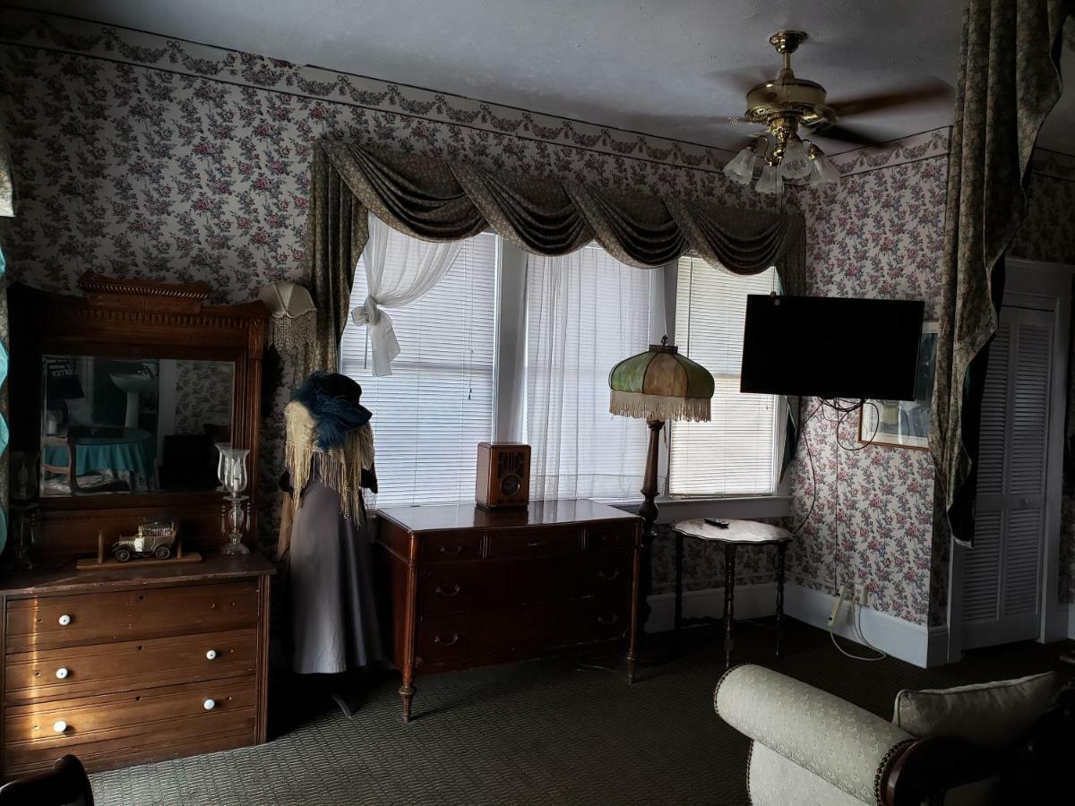 Topaz Motel - แฟลกเกลอร์บีช ภายนอก รูปภาพ