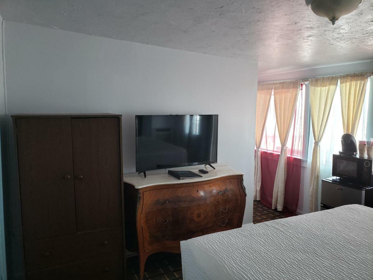 Topaz Motel - แฟลกเกลอร์บีช ภายนอก รูปภาพ